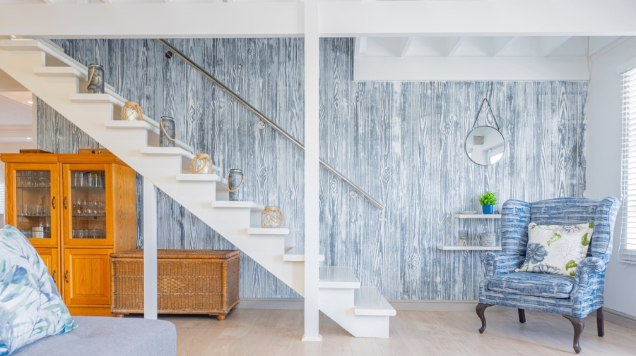 4 Bedroom Property for Sale in Struisbaai Western Cape